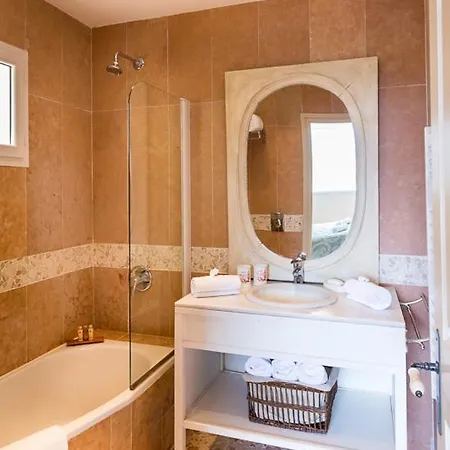Santa-reparata-di-balagna Sleeps 4 Pool Wifi *