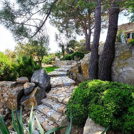 Vila Santa-reparata-di-balagna Sleeps 4 Pool Wifi
